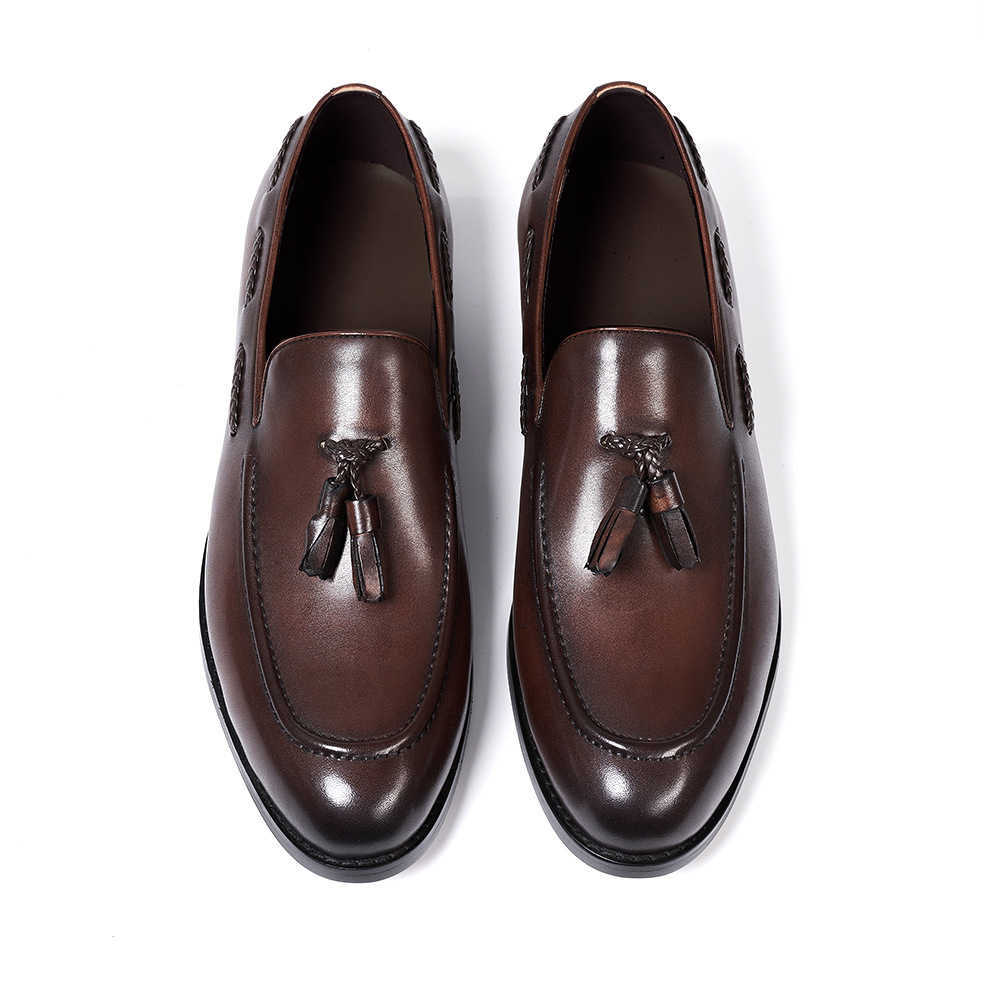 CMM New Liusu Loafer Shoes for Men Made of Genuine Leather and Cowhide with Pointed Tips Suitable for Both Business and Casual Wear