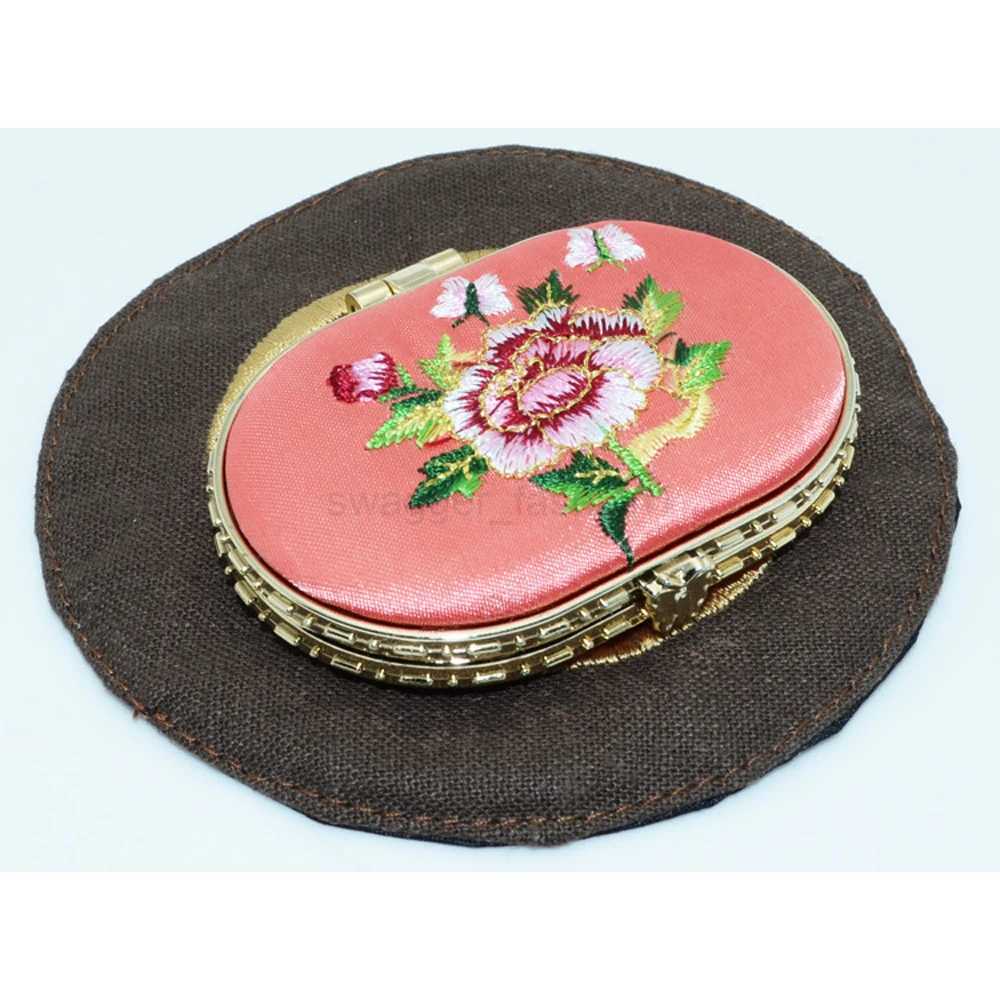 Pocket Novelty Christmas Gift Chinese Traditional Silk Embroidered Makeup MirrorXJ240813