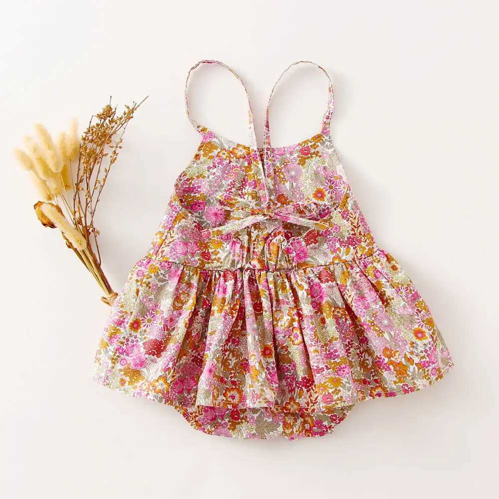 Fashionable floral baby girl Playsuit summer soft cotton newborn baby girl one-piece baby holiday clothing W240812