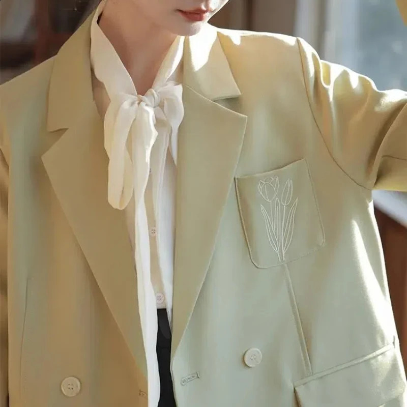 Korean Embroidery Suit Collar Womens Spring Autumn Patchwork Button Pocket Casual Fashion Loose Long Sleeved Blazers 240812