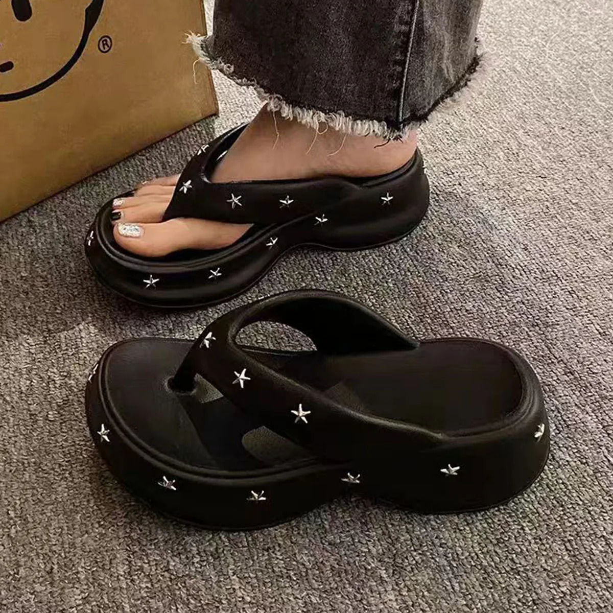 Punk Star Rivet Flip Flops Women Summer Indoor Platform Anti Slip Slippers Y2k Female Outdoor Beach Slippers Ladies Sandals 240809