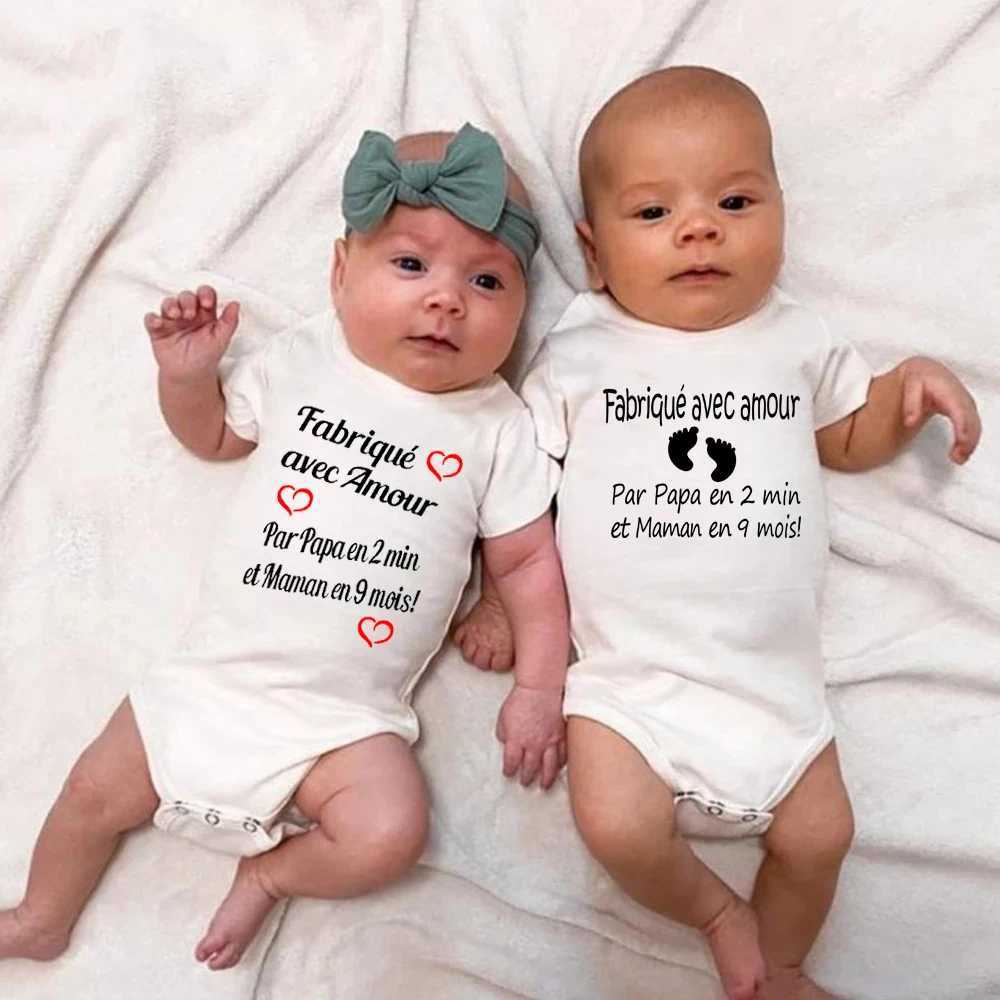 Its interesting that fathers wear cotton short sleeved baby jumpsuits within 2 minutes and mothers wear baby jumpsuits for boys and girls within 9 mon