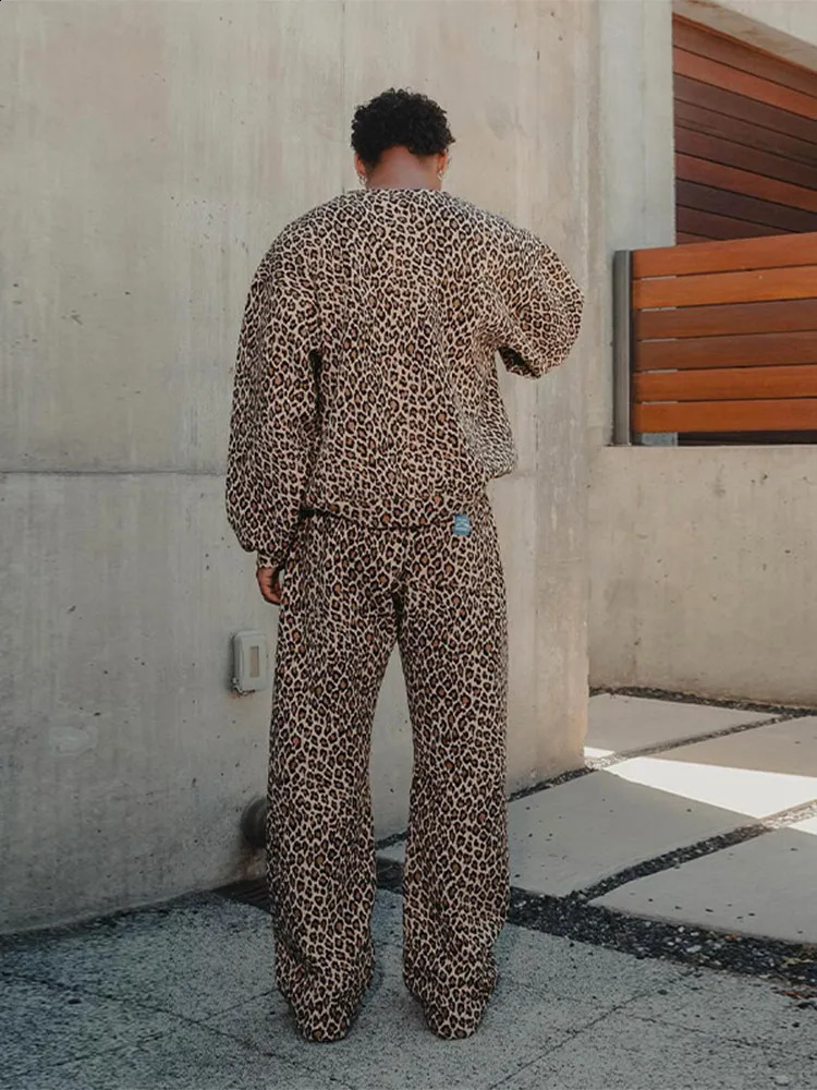 Mens Harajuku Vintage Leopard Print Hoodie 2 Piece Set Fashion Casual Loose Zipper Cardigan Lace Up Wide Leg Trousers Suit 240813