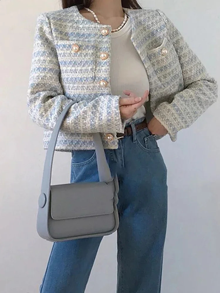 Loose Coat Outwear Women Elegant Tweed Cardigan Short Coat With Pocket Single Breasted Jacket For Women Autumn Winter 240812