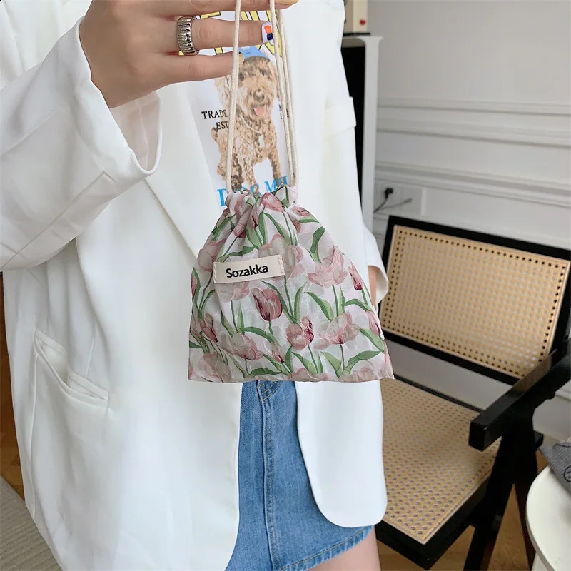 Kawaii Cloth Floral Travel Cosmetic Lipstick Coin Purse Storage Bag Cute Makeup Handbag Wallet Organizer Small Pouch Bags 240812