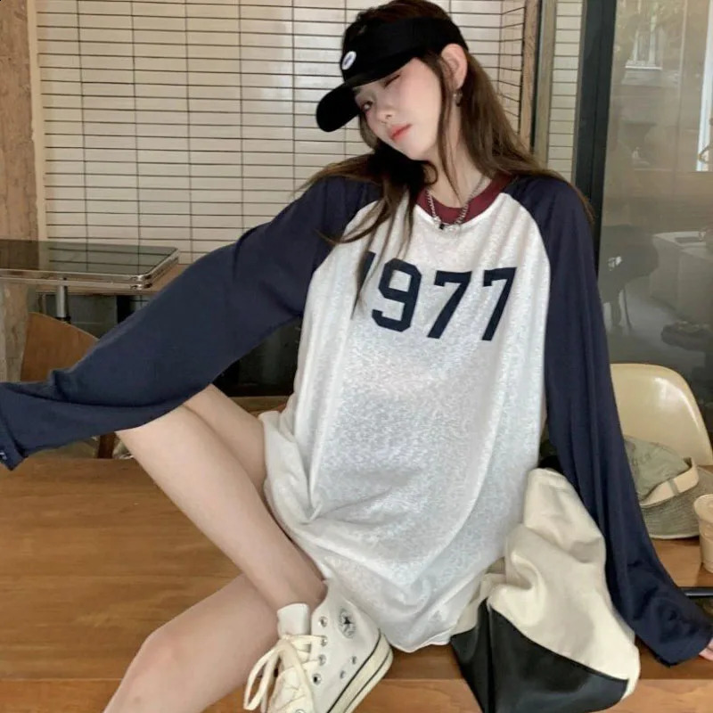 Womens clothing fashion simple loose long sleeved Tshirt for spring and summer casual Oneck floral print womens thin top 240812