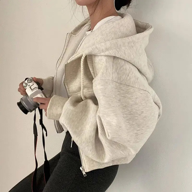 QWEEK Korean Fashion Autumn Cropped Hoodie Women Short Warm Zipper Jacket Retro Hooded Zip-up Oversize Sweatshirt Casual Female 240812