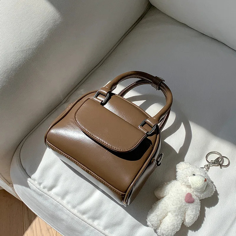 Womens bag Fashion Boston Bag Mini portable small square Advanced sense personality crossbody 240817