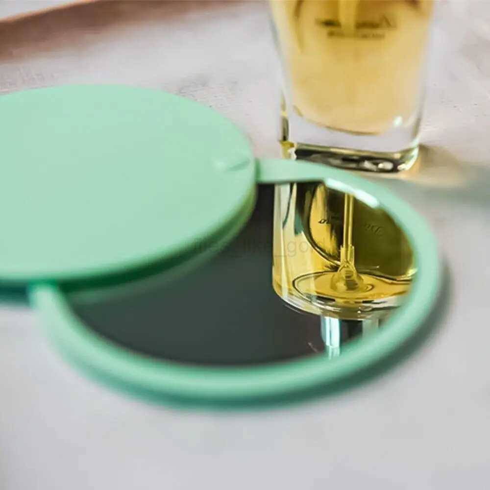 Portable double-sided makeup mirror handheld folding makeup mirror circular pocket mirror W240813