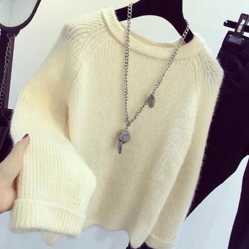 Loose Knitted Round Neck Sweater for Women Simple Fashionable Small Fresh Style Elastic Solid Bottom Pulling Flowers Spring 240812