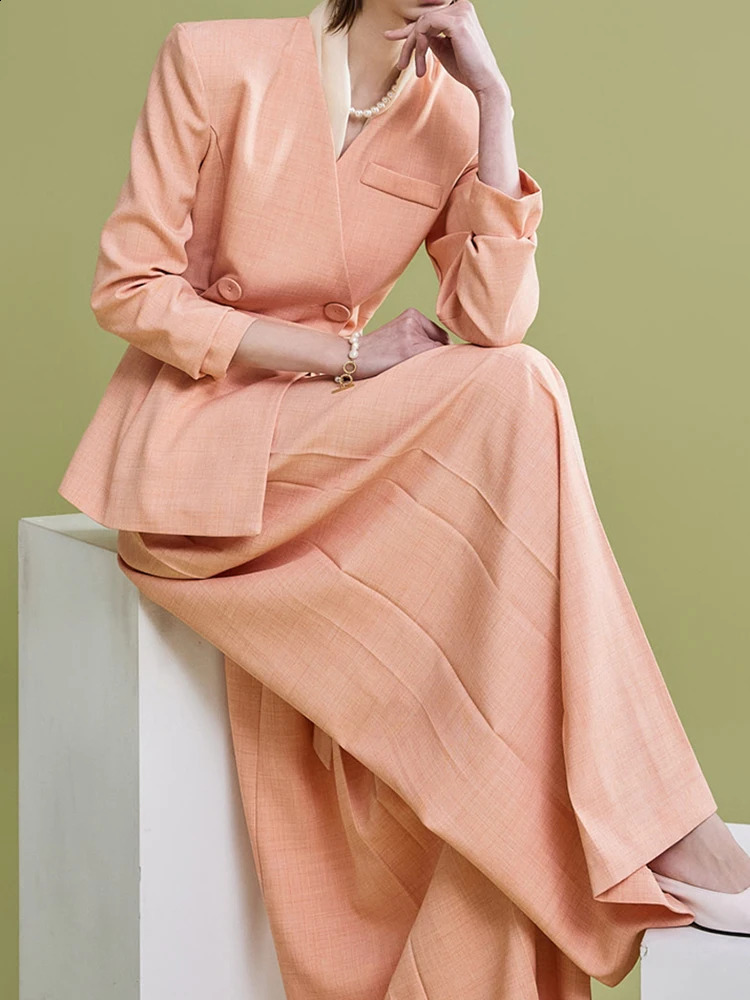 Elegant womens Vneck lace suit gathered waist pioneers high loose pants autumn item 26D9378 240812