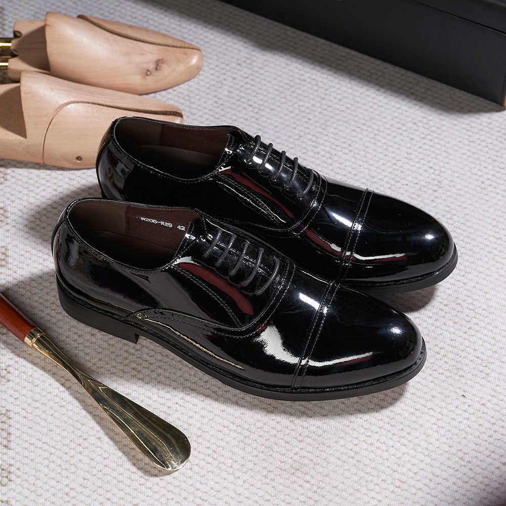 CMM Mens Business Leather Shoes Top Layer Cowhide Patent Leather Party Shoes Highend Handmade Mens Shoes