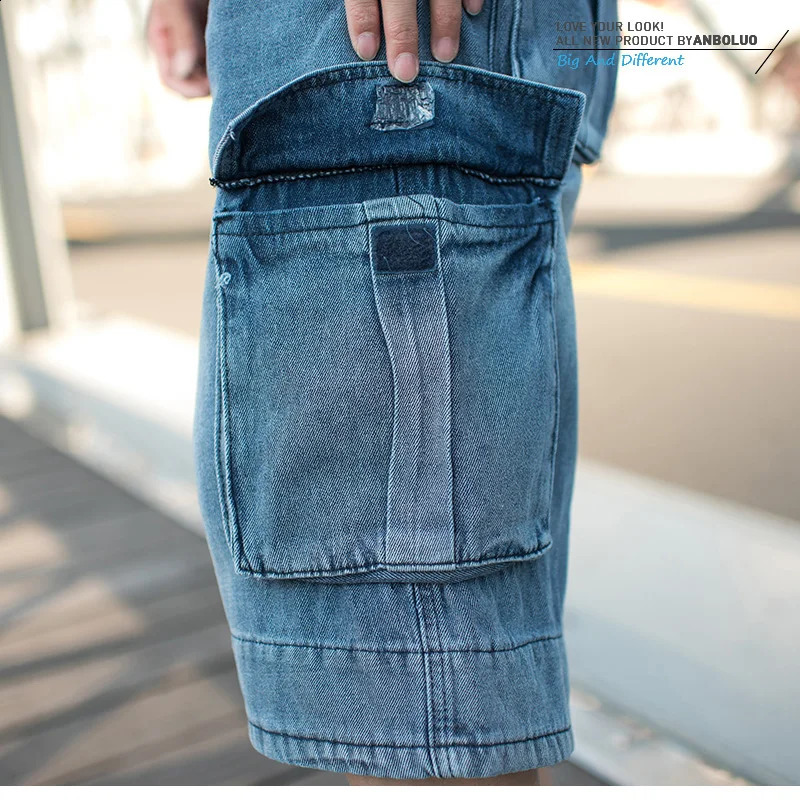 Mens Hip-Hop Wide-leg Denim Shorts Multi-Pocket Cropped Jeans Loose Cargo Jeans Men Plus Size 44 240812