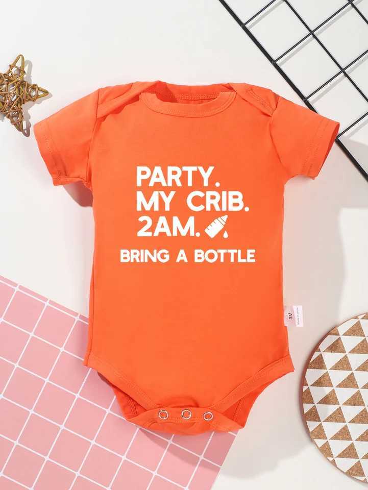 Baby boys and girls fashion clothing jumpsuit party My crib brings a bottle of printed Onesie baby bodysuit at 2am W240812