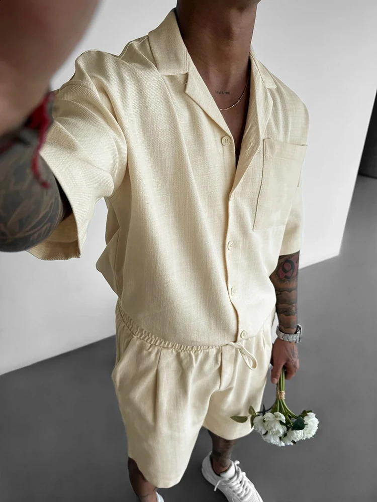 Hip hop mens twopiece summer casual solid color short sleeved pocket shirt and loose clothing 240812