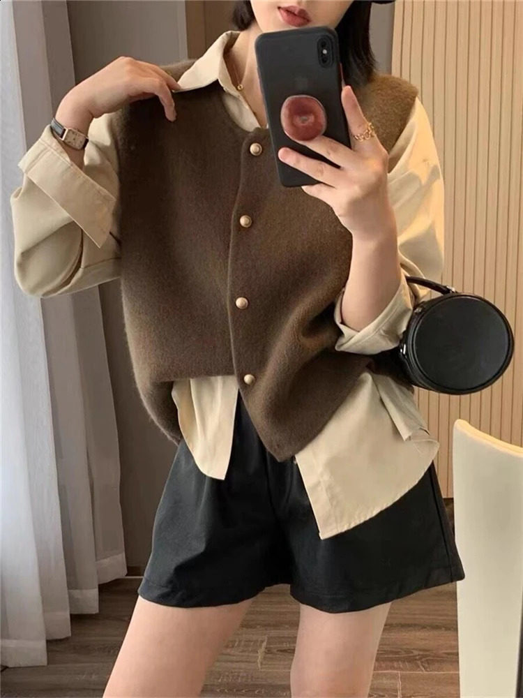 Colorfaith SWV9253JX Chic Preppy Style Wild Elegant Lady Waistcoat Knitted Vintage Women Autumn Winter Sweater Vests 240812