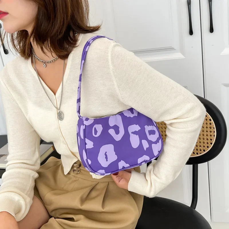 Pink Leopard Canvas Shoulder Bags Underarm Bag Vintage Ladies Small Purse Handbags Casual Allmatch Fashion Women Square 240812