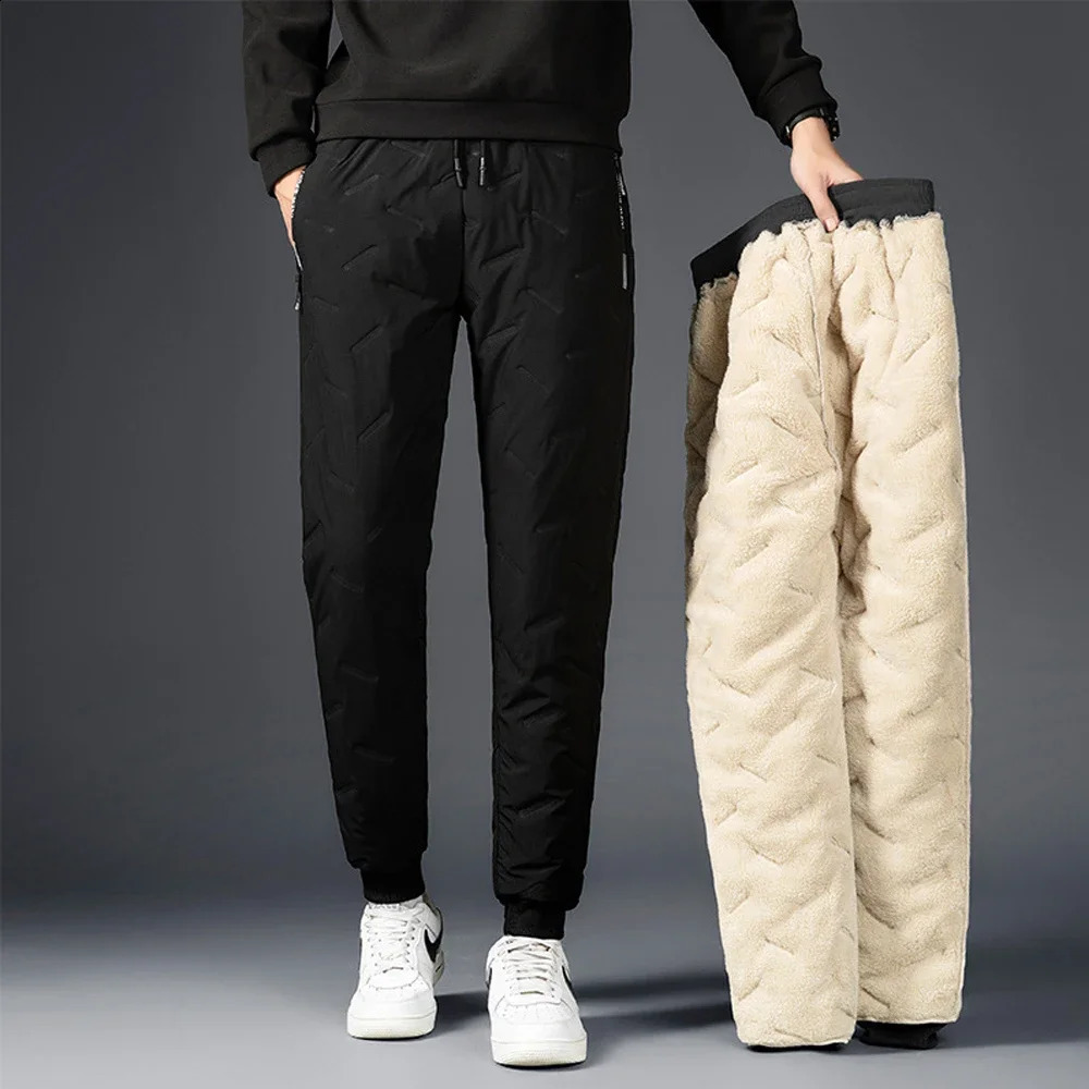 Winter Thick Fleece Pants Mens Plush Lambswool Thermal Sweatpant Fashion Daily Casual Waterproof Warm Trousers Loose Streetwear y240823