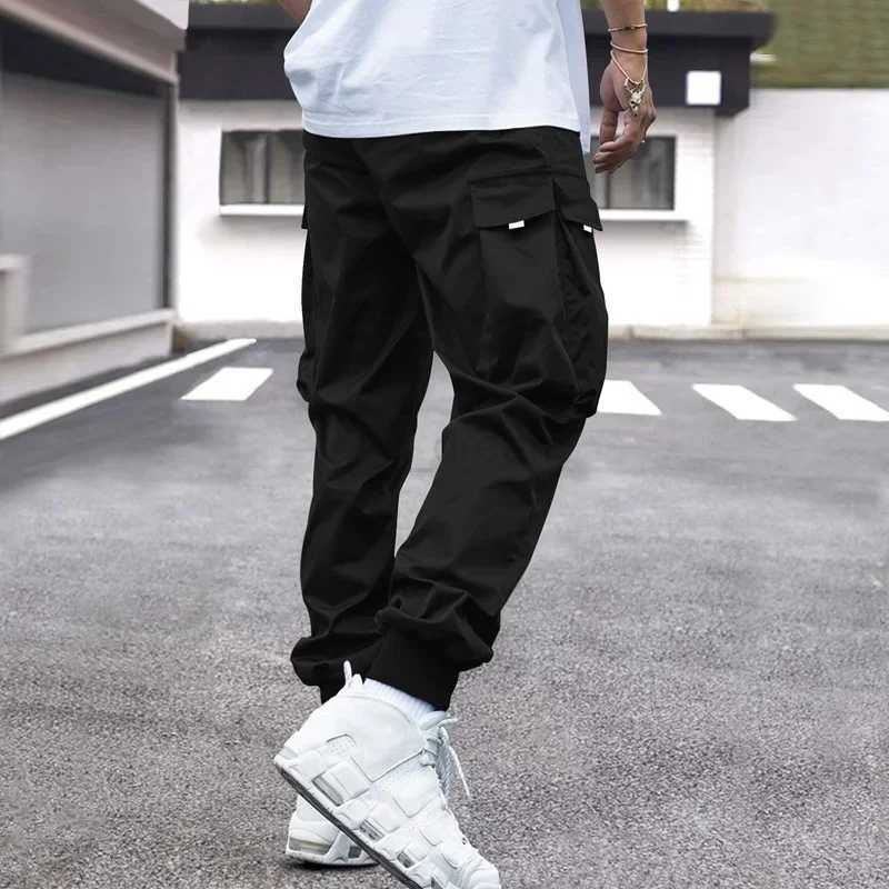 Men Flap Pocket Side Drawstring Waist Cargo Pants Elastic Waist Letter Graphic Street Long Pants Loose Sport Trousers ClothesXJ240813