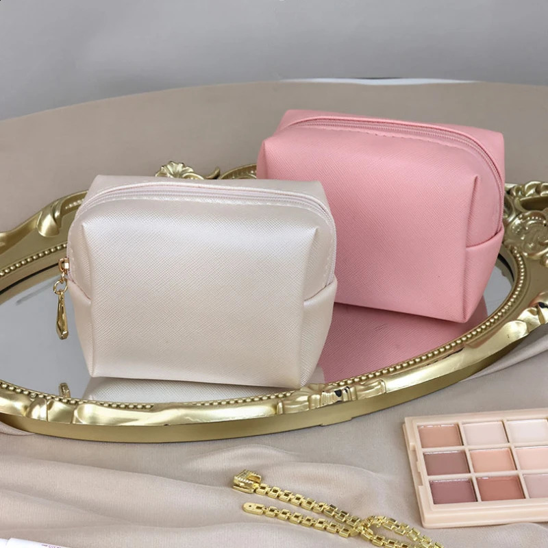 Mini Makeup Bag for Purse PU Cosmetic Waterproof Toiletry Traveling Bags Lipstick Pouch Storage Cases 240812