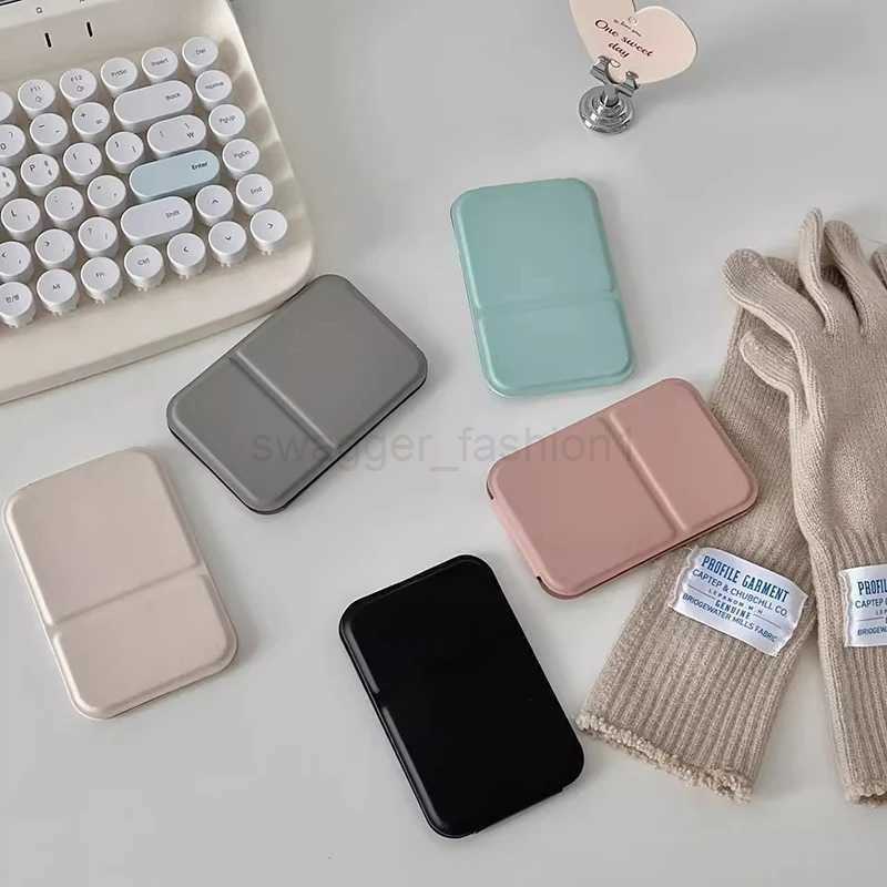 Hand-held Desktop Stand Mirror High Definition Folding Makeup Mirror Light Weight Easy To Carry Vanity Mirror Cosmetic ToolsXJ240813