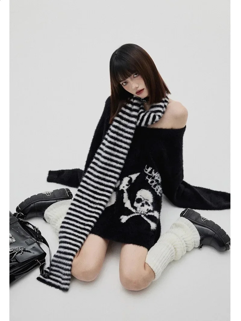 Y2k Aesthetic Pullover Mohair Thick Sweater Punk Vintage Sueter Skull Print Grunge Pull Cosplay Striped Scarf Autumn Winter 240812