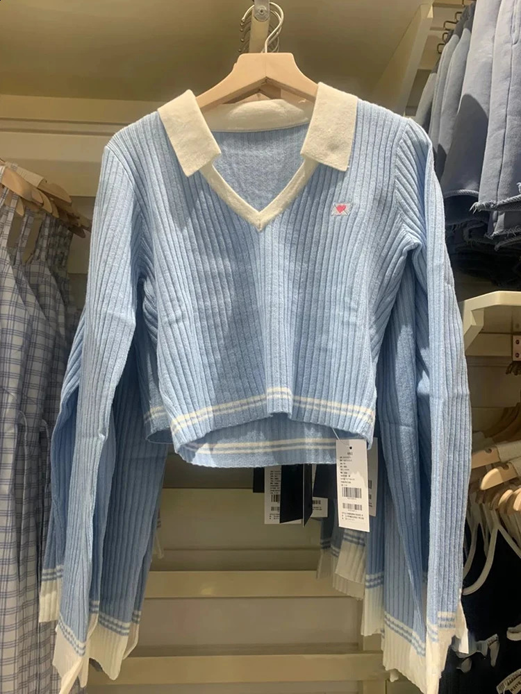 Heart Embroidery Cotton Knitted Sweater Autumn Blue Turn-down Collar Preppy Style Knitted Sweaters Women Vintage Cute Y2k Tops 240812