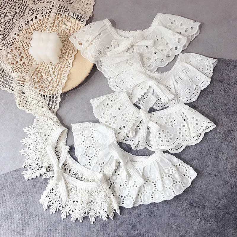 Bibs Burp Cloths Lace Kids Bibs Shawl Cotton Collar Kids Neckwear for Girls All Match Hollow Out Children Girls Scarf Accessories 3-8YL4812