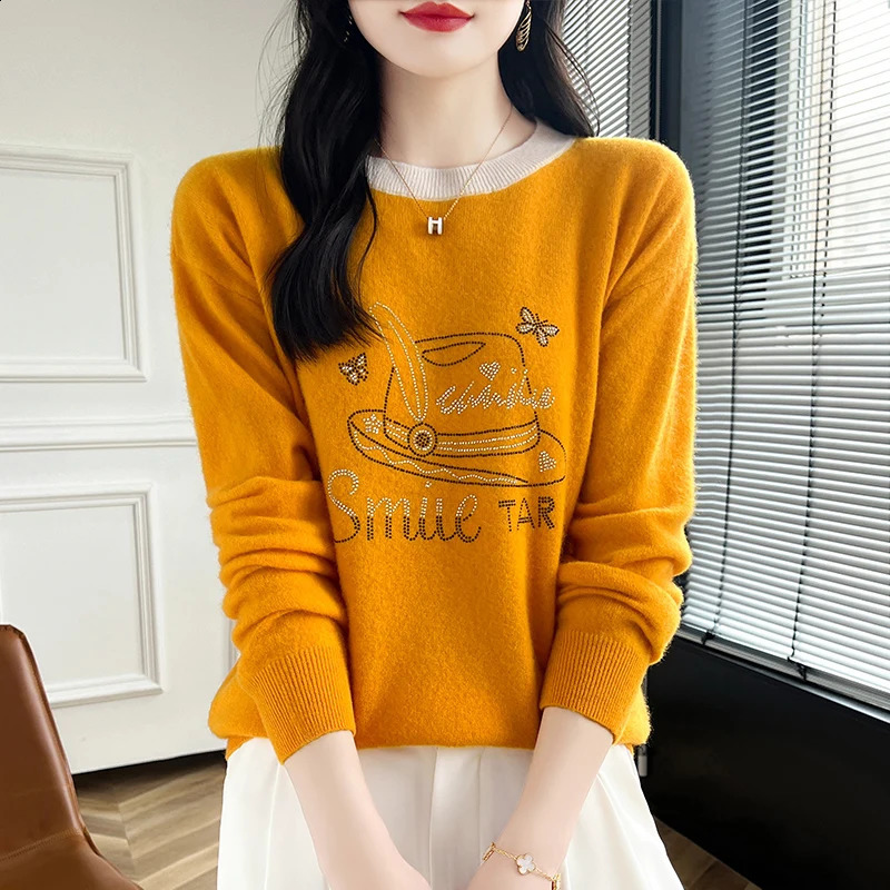 Autumn and Winter Womens Sweater Hoodie Round Neck Knitted Pure Wool Loose Long Sleeve Aging Fashion Edition 240812
