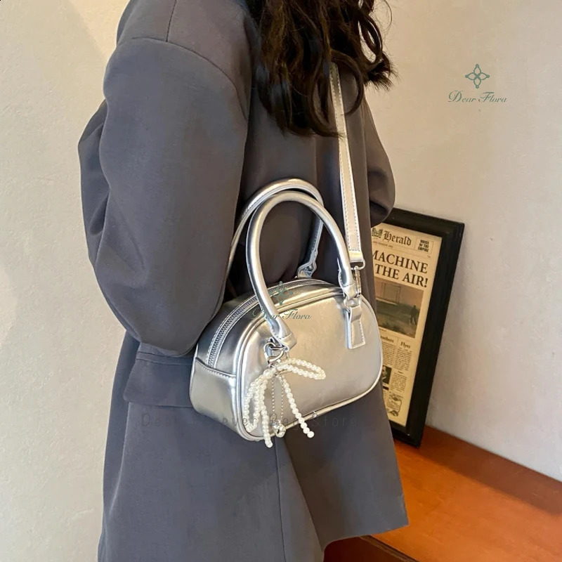 Cute and fashionable womens mini shoulder bag PU leather bow cross body elegant silver party handbag sweet little wallet 240813