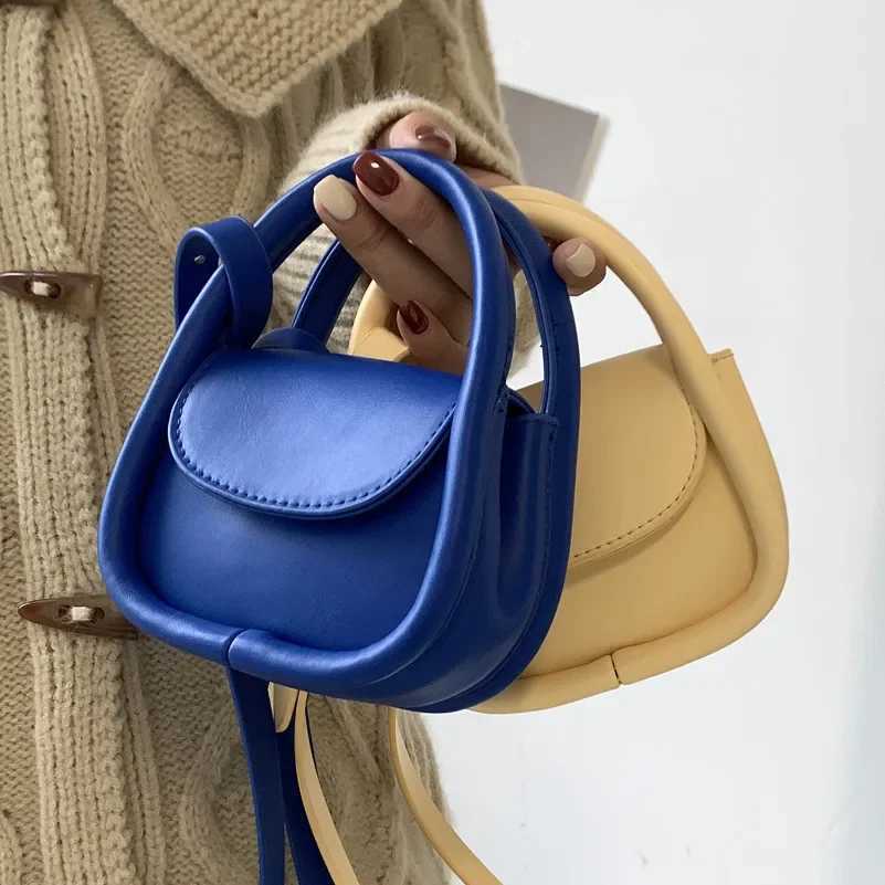 New Arrival New Fashion Designer Mini Shoulder Bags Solid Color Black Brown Pu Leather Cross Body Bags Earphone Lipstick Small Storage Bags T250115