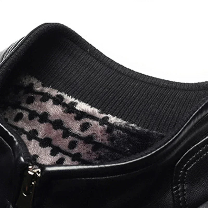 Autumn and Winter Mens Mid Life Slim Fit Short Leather Jacket Business Casual Thickened Large Coat 240813