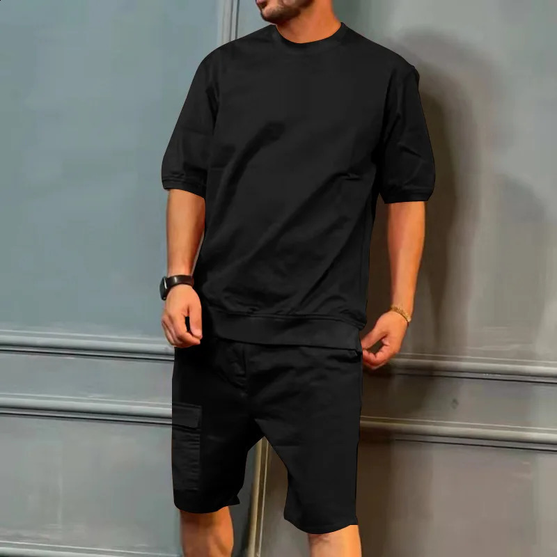 Summer Men Plus-size Casual Short-sleeved T-shirt Shorts Two-piece Set Solid Color Loose Round Neck Top Fifth Pants Jogging suit 240813