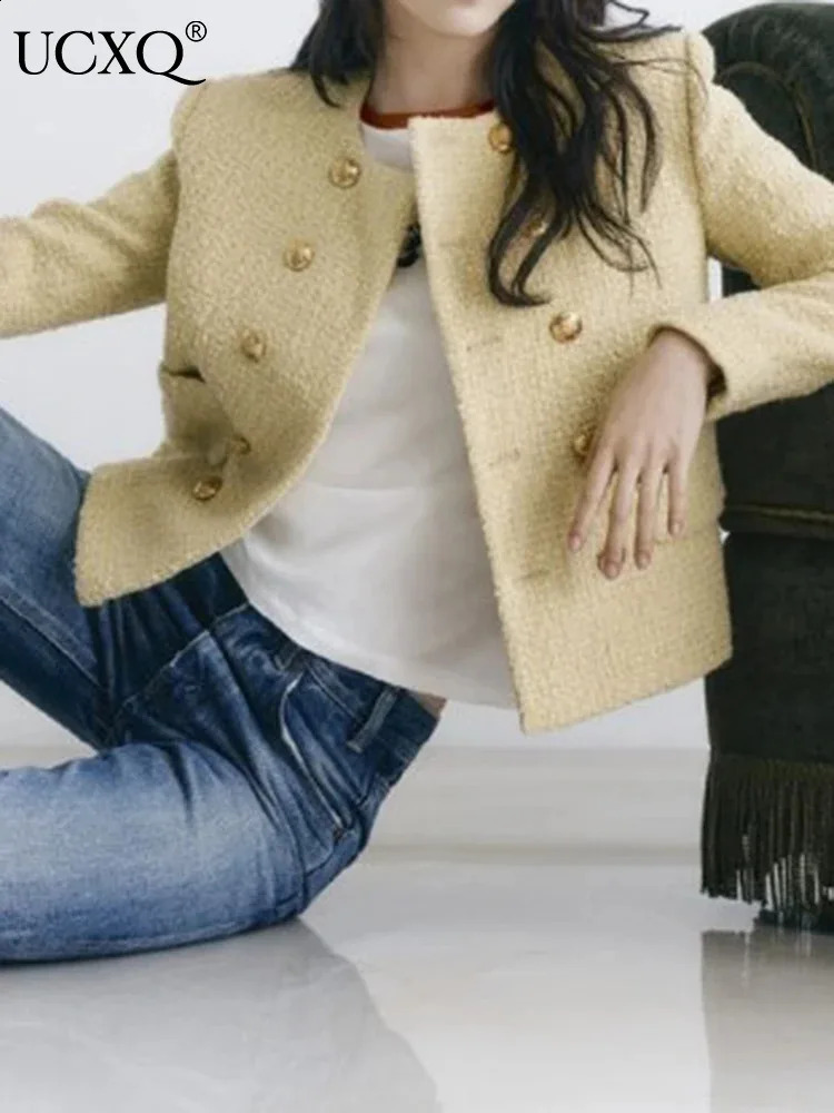 UCXQ Korean Style O Neck Double Breasted Coarse Tweed Short Jacket Elegant Yellow All Match Coat Women Spring Autumn 3A7801 240812
