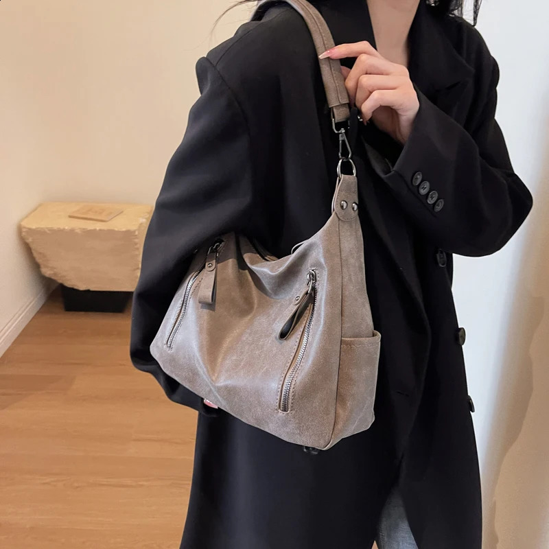 MOODS Retro Shoulder Bags For Women Frosted Leather Dual Straps Crossbody Bag 2023 Winter Big Capacity Bucket 240813