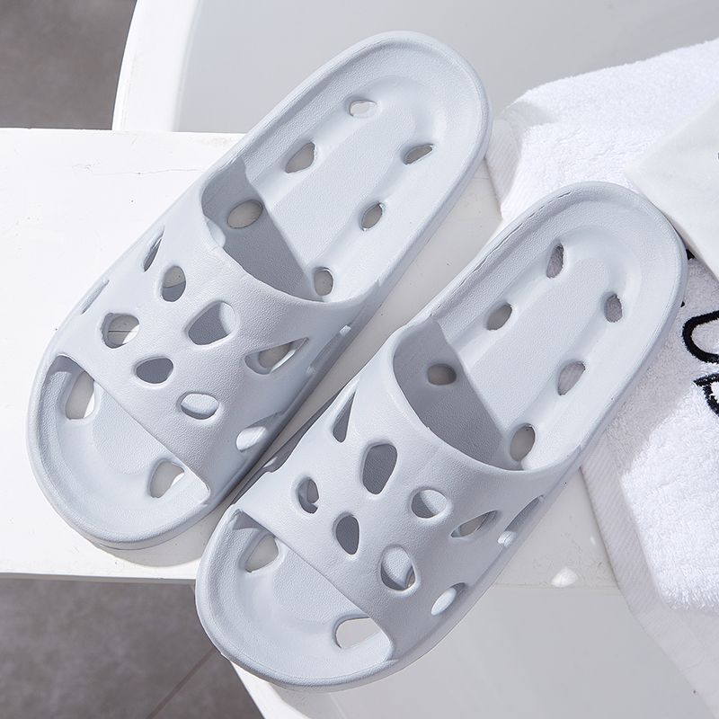 Bathroom slippers women's outdoor wear 2024 new summer non slip thick bottom petal home couple cool slippers