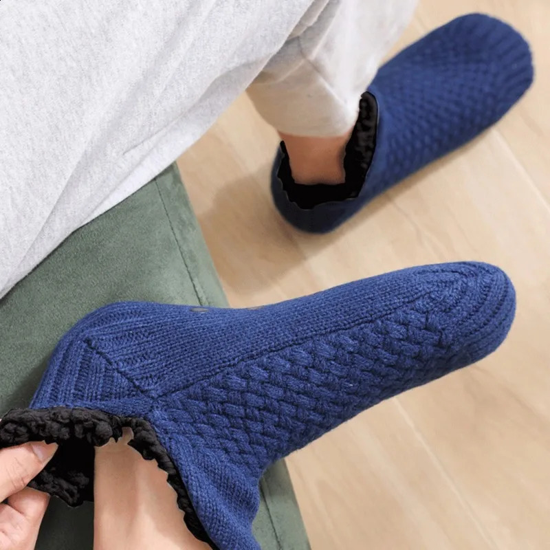 Winter Indoor Home Socks for Women and Men Warm Velvet Thick Floor Socks Plush Soft Slippers Adults Bottom Glue Sock 240812