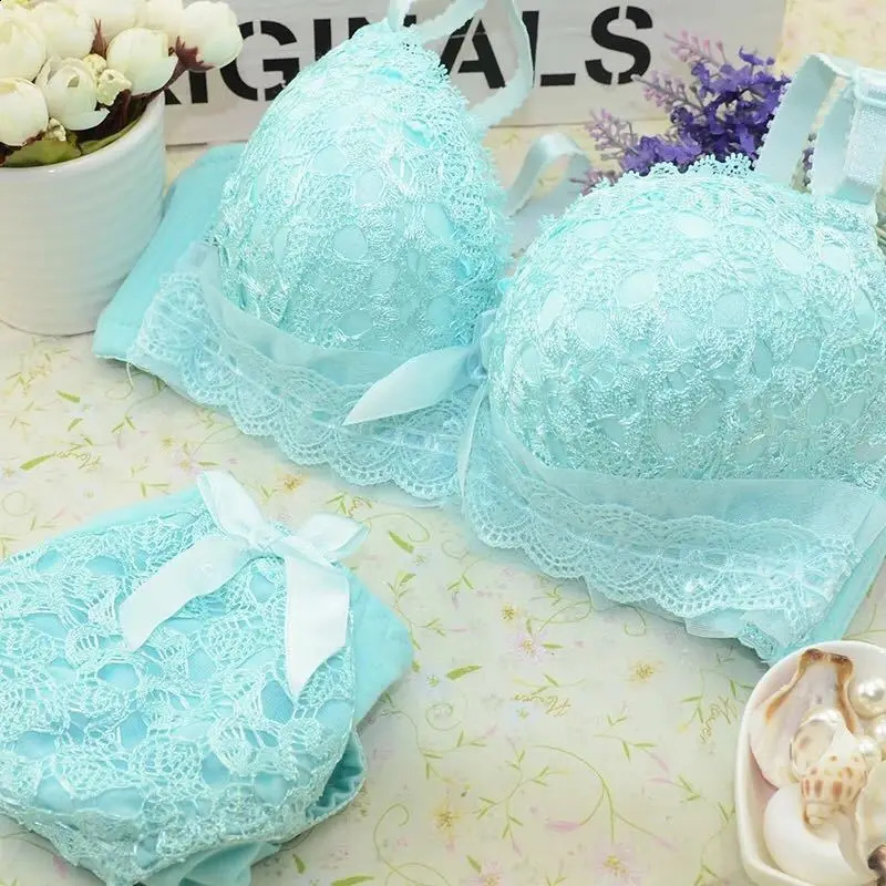 Sexy French Korean Bra Set Lace Gather Underwear Thin 34 Cup Adjustable Push Up Big Size 70-85 AB White Lingerie Sets 240812