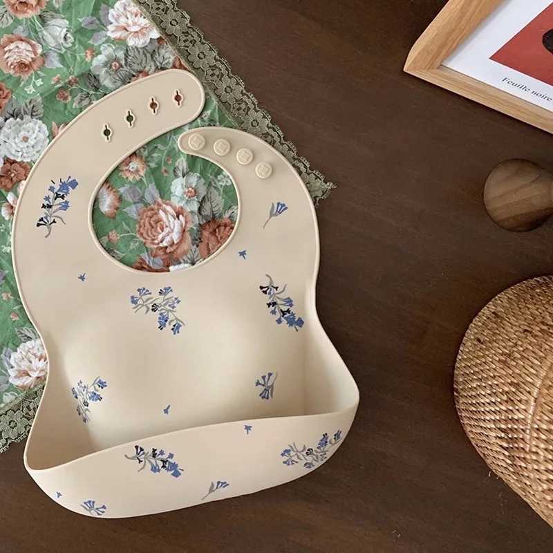 Bibs Burp Cloths 1Pcs Silicone Bibs For Kids Baby Waterproof Feeding Tableware Waterproff Baby Adjustable Bibs For Toddler Breakfast FeedingsL4812