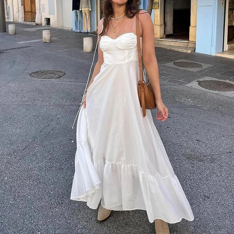 Sleeveless Elegant High-waisted Halter Dress Fashion Backless V-neck Casual Dress 240812