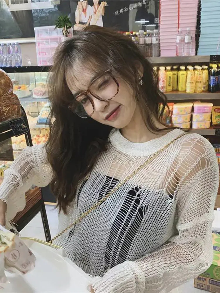 Hollow Out Hole Broken Sweater Women Destroyed Ripped Sweater Pullover Gothic Streetwear Punk Long Sleeve Tops 240812