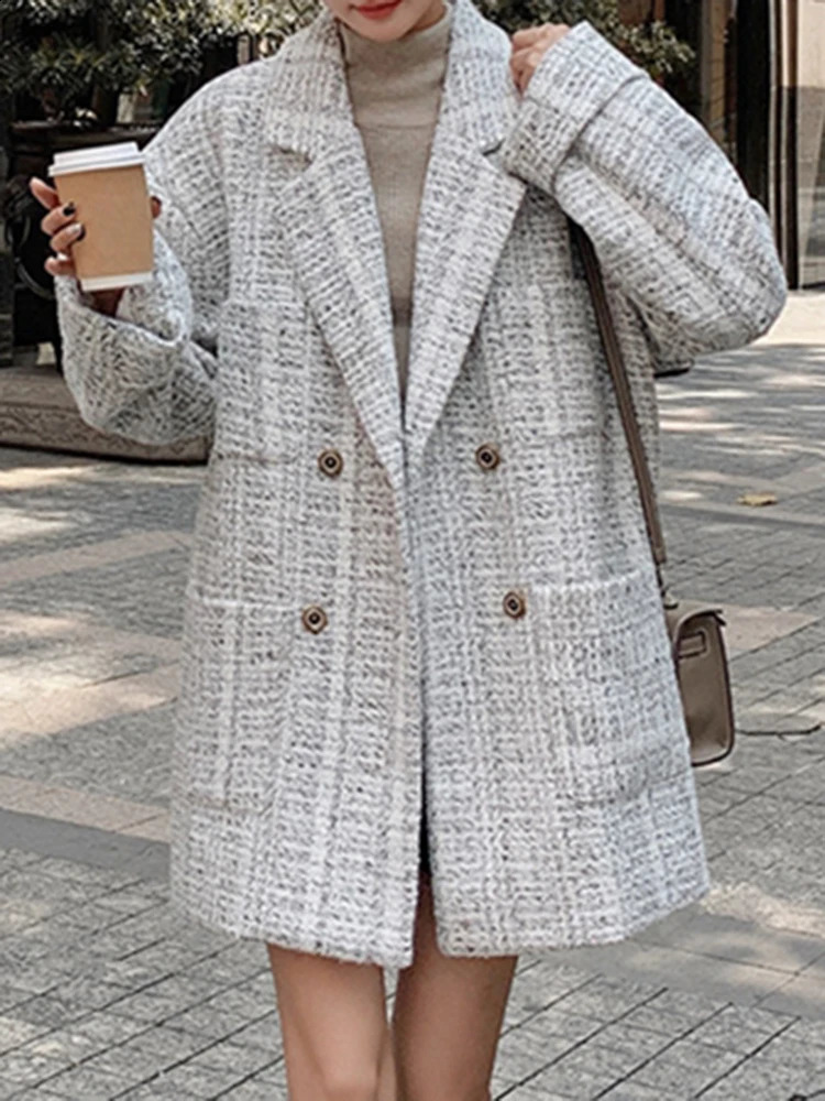 EAM White Tweed Big Size Long Blazer Women Lapel Long Sleeve Loose Fit Jacket Fashion Spring Autumn 30A2119 240812