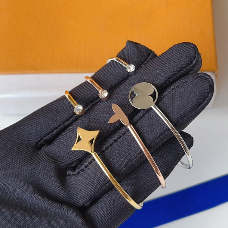 Designer Bracelets Women Bangle Cuff Luxury Designer Letter 18K Gold Plated Stainless Steel Wedding Lovers Gift Jewelry