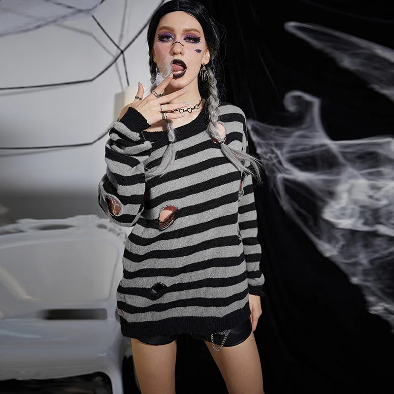 Gothic Clothes Striped Sweater Women Streetwear Cut Out Long Sleeve O-neck Bandage Sweater Y2K Hippie Street Wear 240812