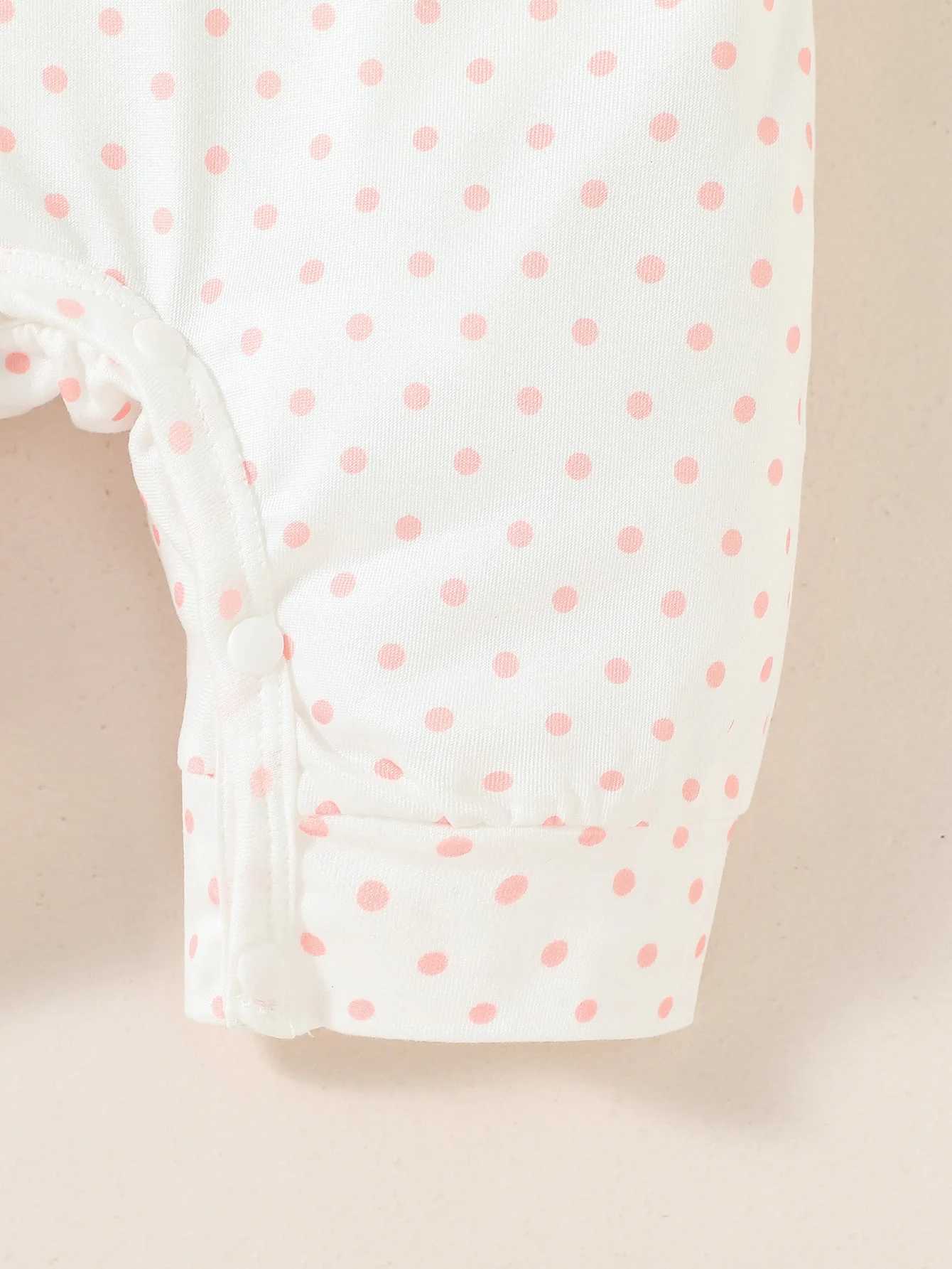3 pieces of baby girl lapel long sleeved Autumn polka dot jumpsuit casual+hat+bib W240812