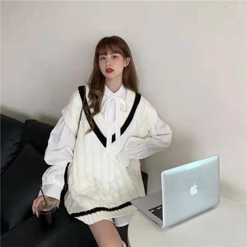 White Japanese Harajuku Kawaii Sweater Women Fairycore Preppy Style Long Sleeve Sweaters Korean Fashion Two Piece Set Clothes 240812