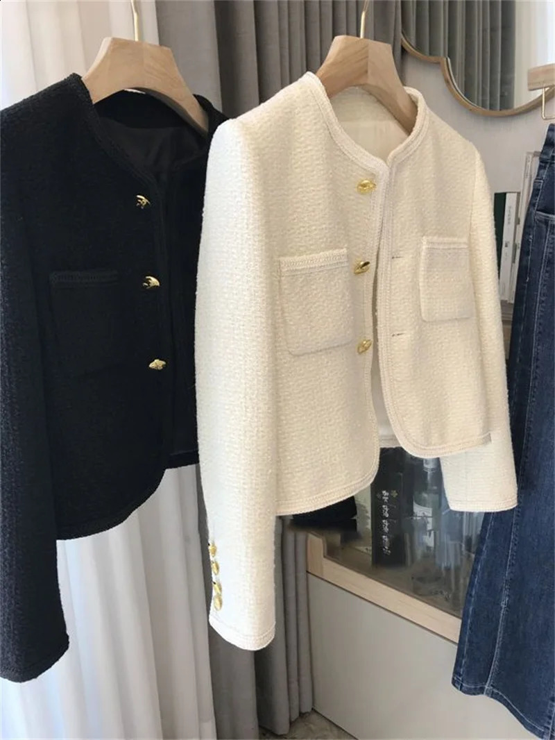 Tweed Woolen Coat Women Blazers O-Neck Single-Breasted Loose Short Jacket Outwear Female Small Fragrance Jacket Tops 240812