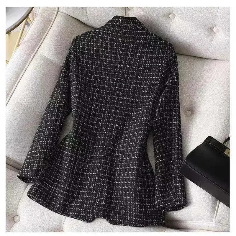 Spring Women Jacket Tweed Woolen Coats Female Casual Thick Blazers Outerwear Long Sleeve Suits Female Tops Lady Office Blazer 240812