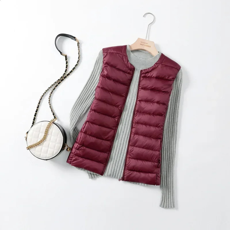 8 Colors Women Sleeveless Zipper Down Jackets Autumn Winter Liner Keep Warm Ultralight Quilted White Duck Down Female Coat 240813