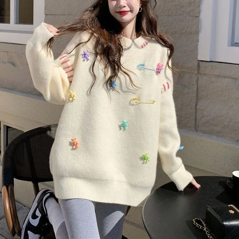 Autumn Winter Womens Versatile Pullovers Crew Neck Little Bear Embroidery Loose Sweaters Fashion Casual Long Sleeve Tops 240812